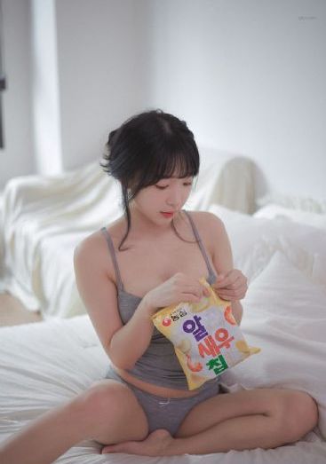 丝袜美腿呻吟高跟高潮app_720神马影院在线