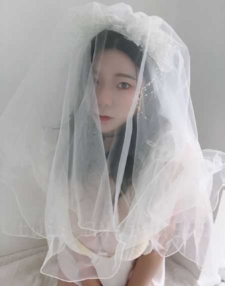 张筱雨《巅》_DVD在线播放