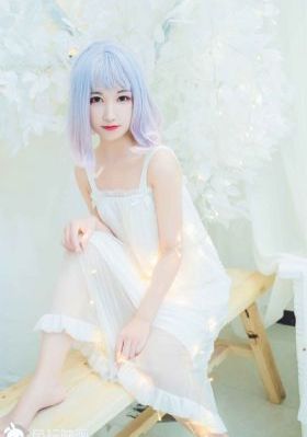 小妖精你喷的到处都是视频_超清免费播放