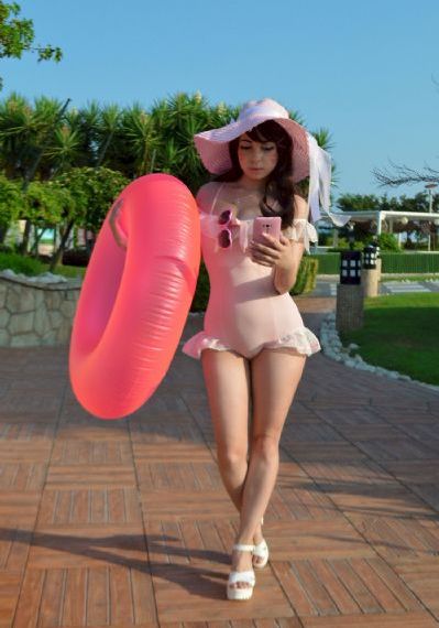 调教放荡丝袜美腿老师的导演是谁_4K完整版观看