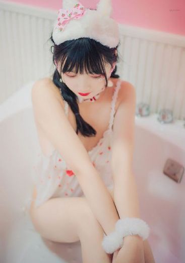 服装崩坏_蓝光高清免费观看